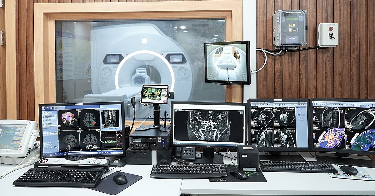 Hệ thống cộng hưởng từ 3.0 Tesla SIGNA Premier.