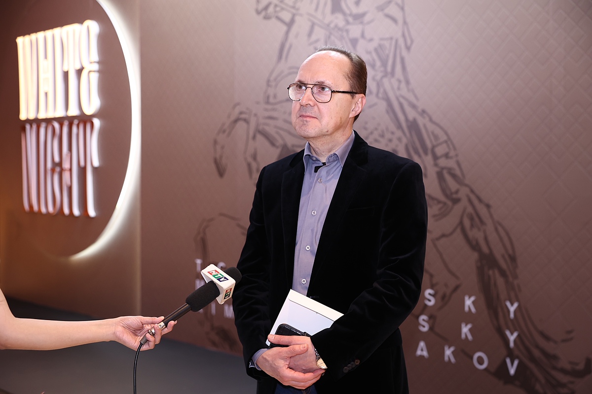 Đại sứ đặc mệnh toàn quyền Liên bang Nga tại Việt Nam.