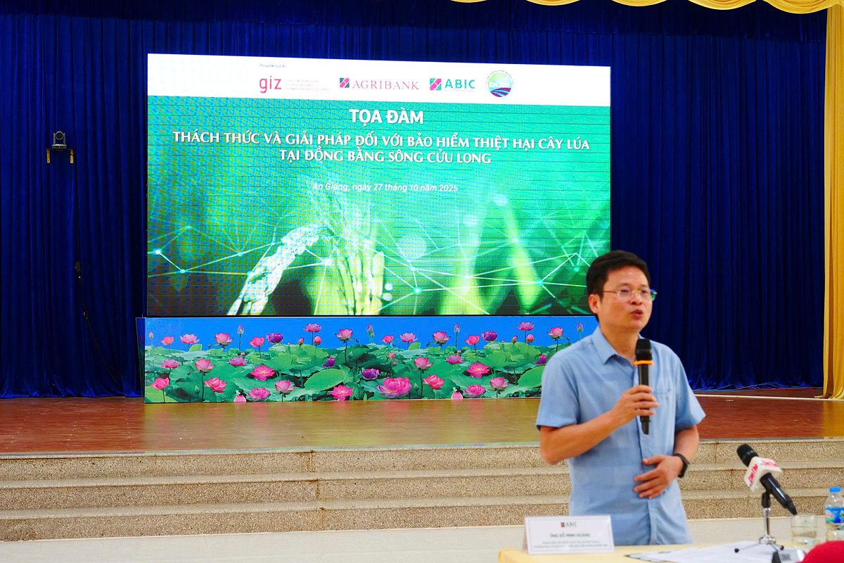 Ông Đỗ Minh Hoàng, Thành viên Hội đồng Quản trị chuyên trách, Trưởng ban Chỉ đạo Phát triển bảo hiểm nông nghiệp của ABIC phát biểu tại buổi tọa đàm.