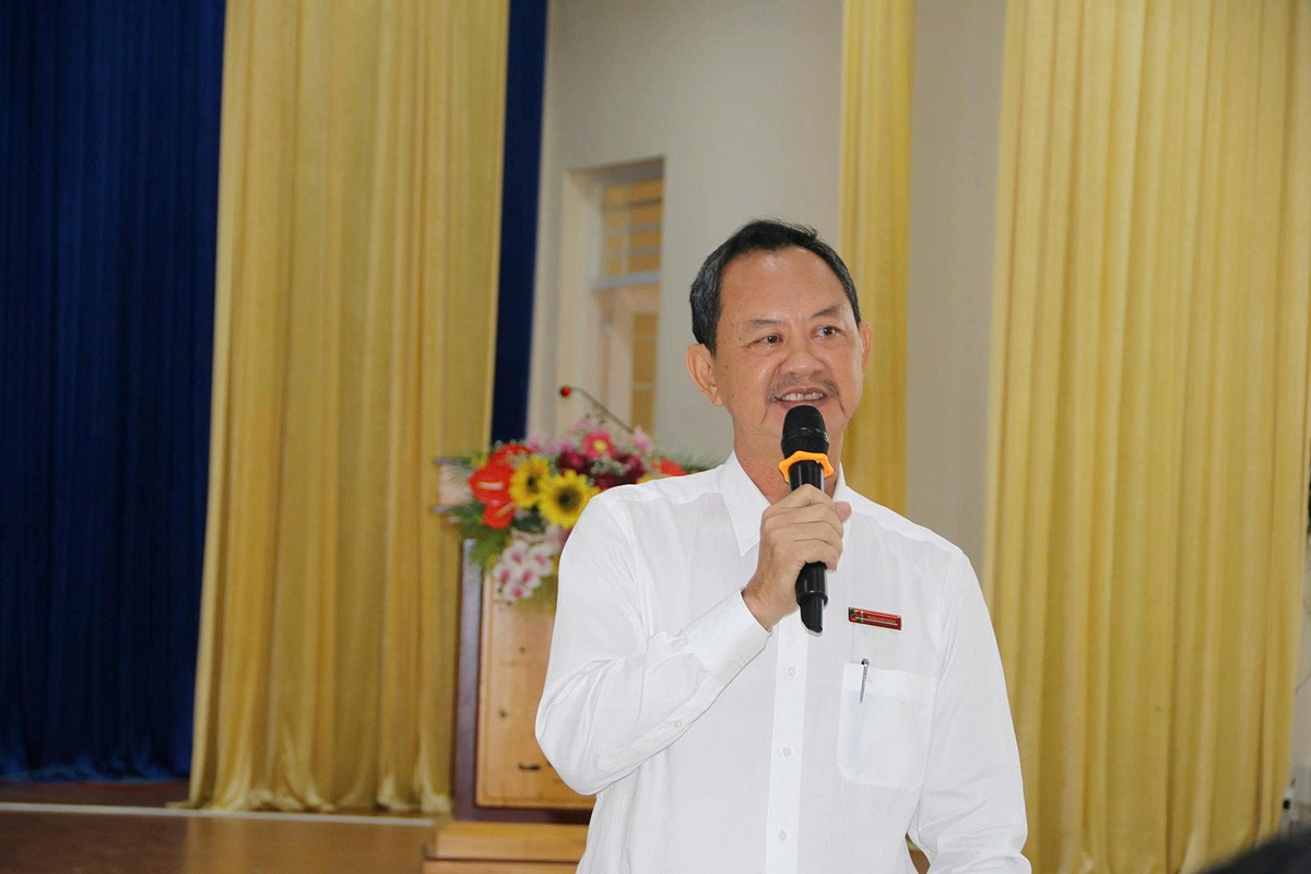 Ông Trần Văn Soul, Giám đốc Agribank Chi nhánh An Giang phát biểu tại buổi tọa đàm.