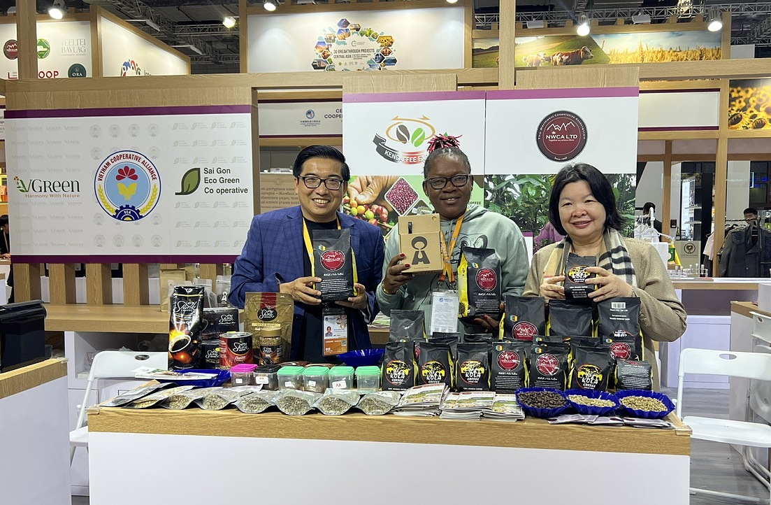 Việc tham dự CIIE 2025 đã mở ra các kênh kết nối, mở rộng thị trường, nâng cao năng lực cho HTX Việt Nam.