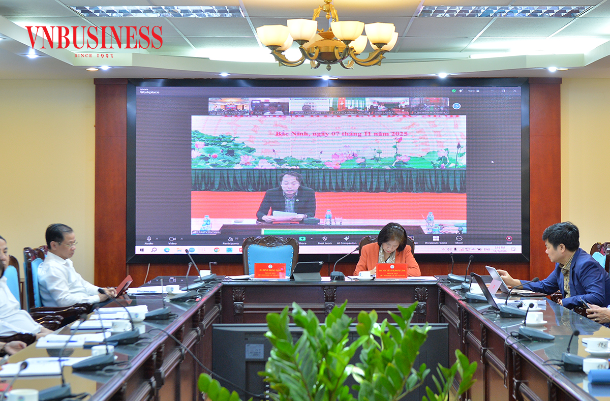 Ông Phạm Minh Hiền, Chủ tịch Liên minh HTX tỉnh Bắc Ninh góp ý các Dự thảo văn kiện trình Đại hội XIV của Đảng.