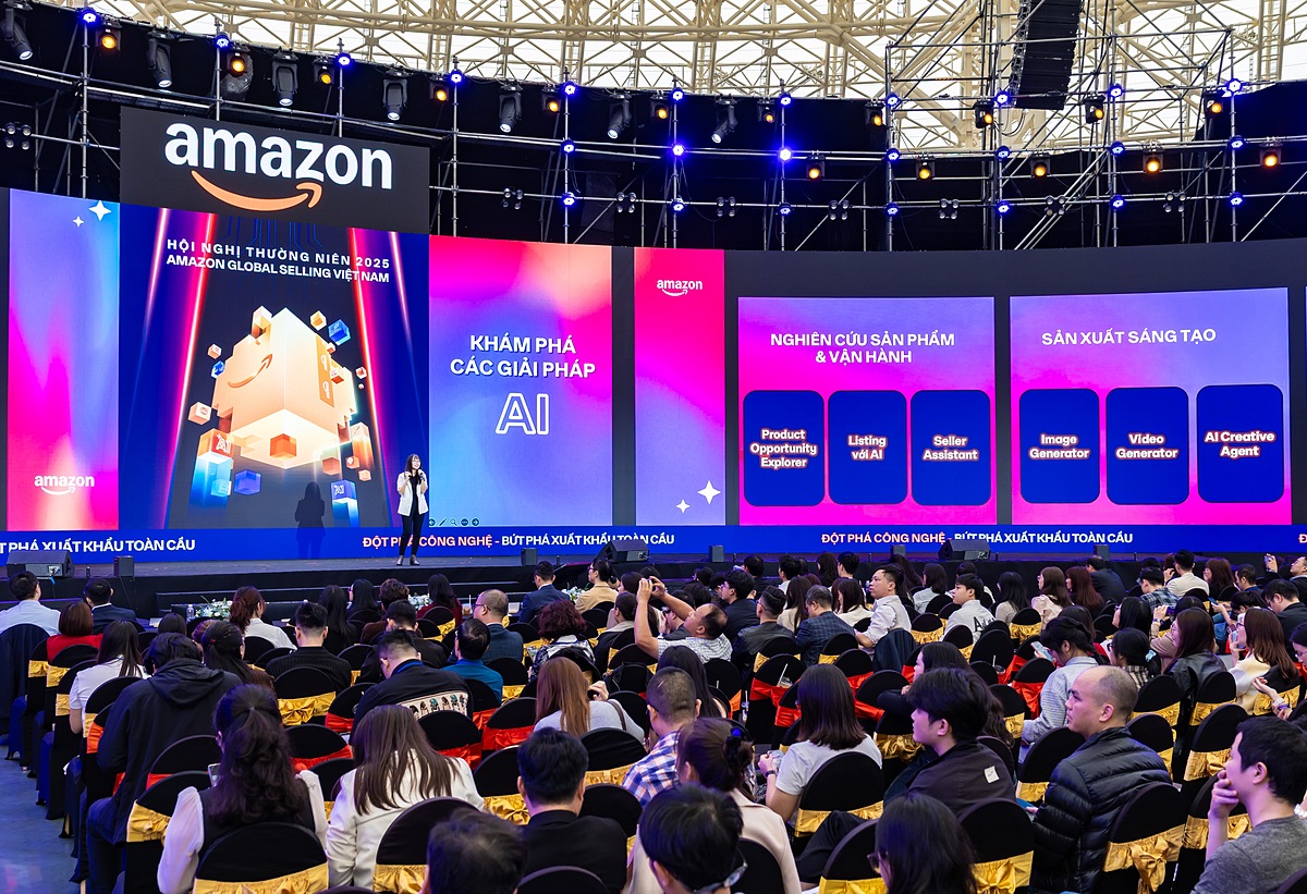 Amazon mới đây cũng giới thiệu bộ công cụ toàn diện ứng dụng AI tới các nhà bán hàng Việt Nam tại Hội Nghị Thường Niên 2025.