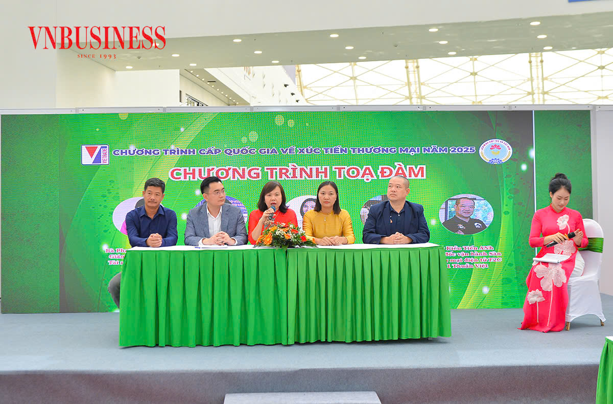 Phiên toạ đàm với các nội dung xoay quanh thực trạng phát triển ngành dược liệu Việt Nam, giải pháp mở rộng mạng lưới thị trường tiêu thụ, giải pháp nguồn vốn, kinh nghiệm phát triển vùng trồng dược liệu với sự tham gia của các chuyên gia, đại diện doanh nghiệp, HTX.