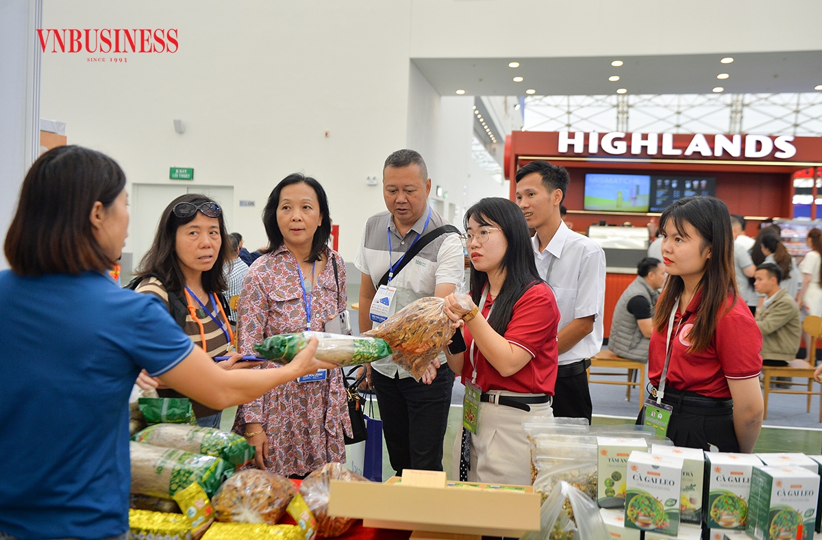 Đây là hoạt động nhằm góp phần quảng bá các sản phẩm ngành dược liệu, đồng thời hỗ trợ các HTX tiếp cận người tiêu dùng, nhà phân phối và các nhà đầu tư trong và ngoài nước.