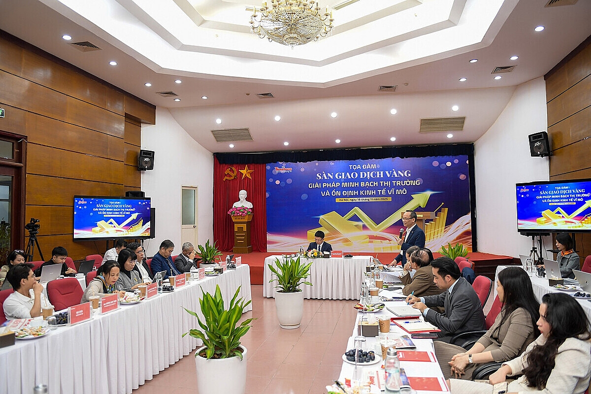 Các chuyên gia kiến nghị thành lập sàn giao dịch vàng để giảm tình trạng đầu cơ và chênh lệch giá bất hợp lý như thời gian qua.