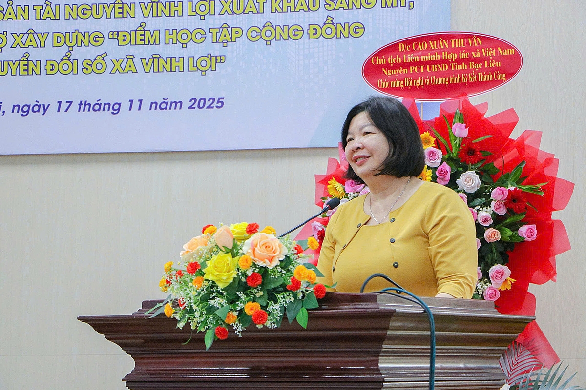 Chủ tịch Liên minh HTX Việt Nam Cao Xuân Thu Vân phát biểu tại Hội nghị.