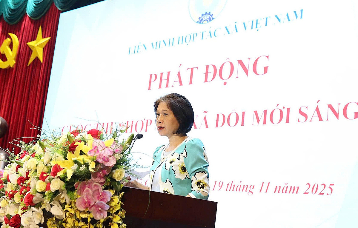 Phó Chủ tịch Liên minh Hợp tác xã Việt Nam - Nguyễn Thị Hoài Linh phát động Cuộc thi Hợp tác xã đổi mới sáng tạo.