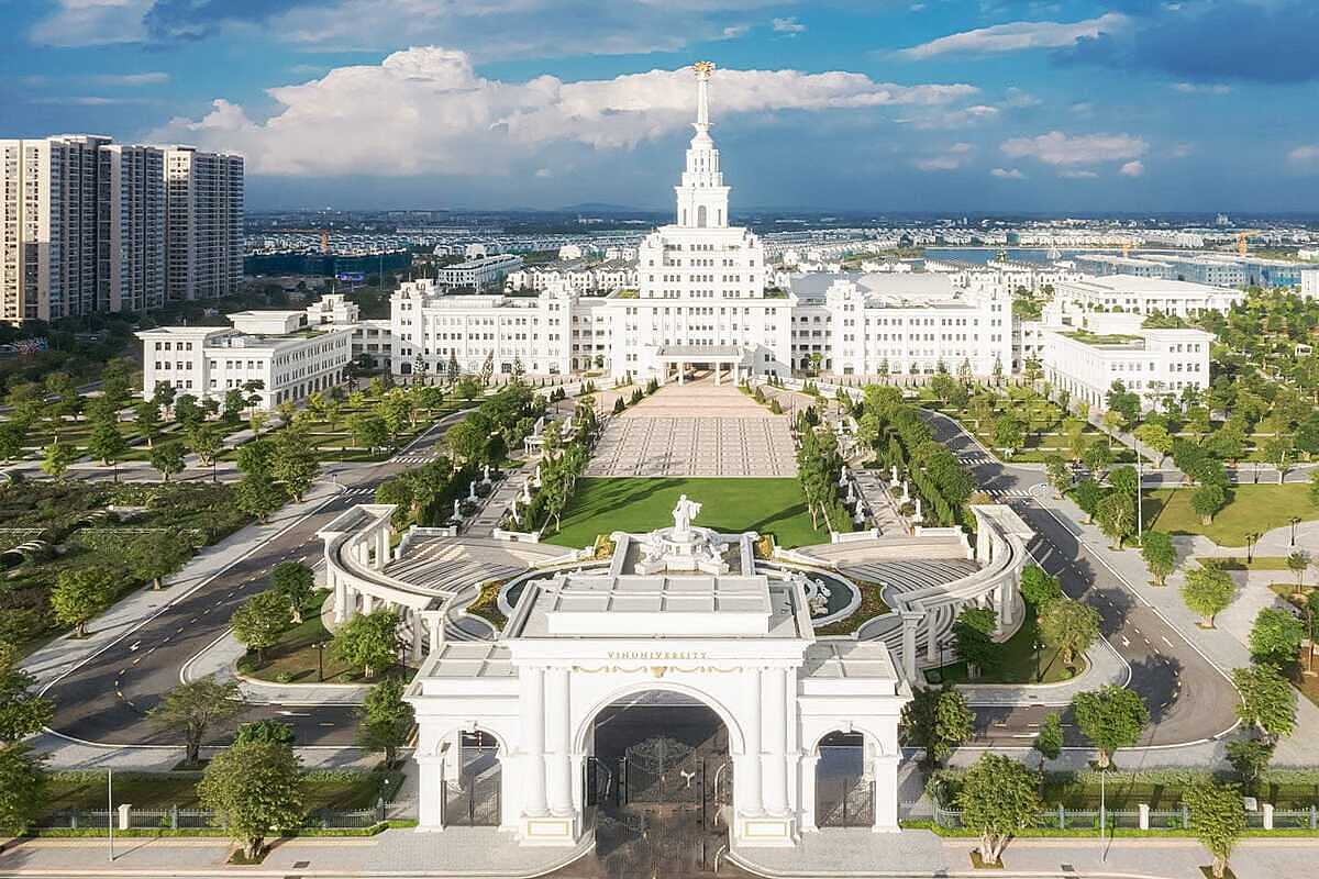 Dòng vốn doanh nghiệp dịch chuyển vào giáo dục, tạo ra một phân khúc đầu tư dài hạn mới ?