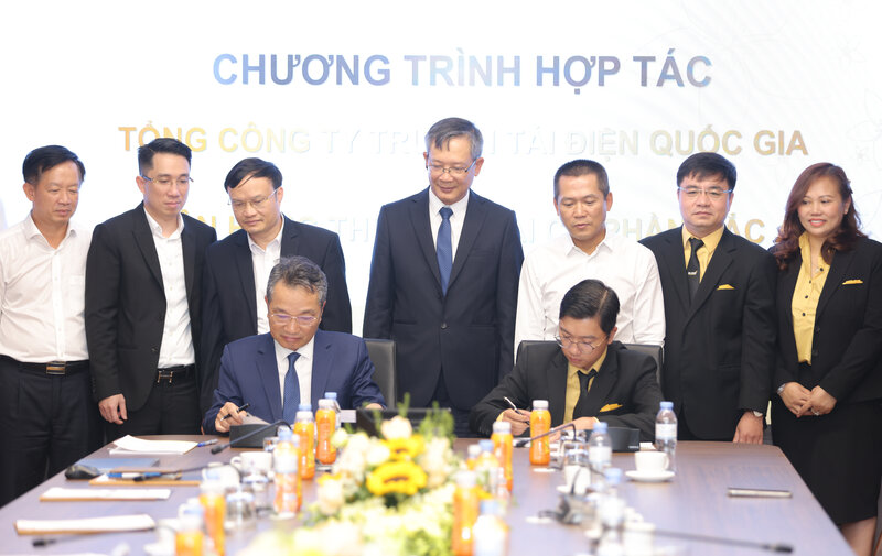 Lễ ký kết hợp đồng tài trợ dự án truyền tải điện giữa Bac A Bank và EVN NPT .