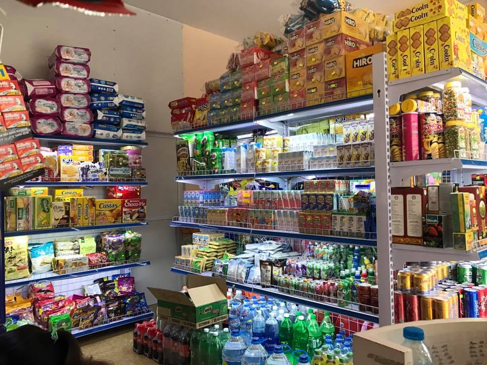 Hộ kinh doanh cho biết mức doanh thu 200 triệu đồng/năm chỉ cần bán vài tháng là chạm, nhưng thực tế, lợi nhuận thu được rất thấp.