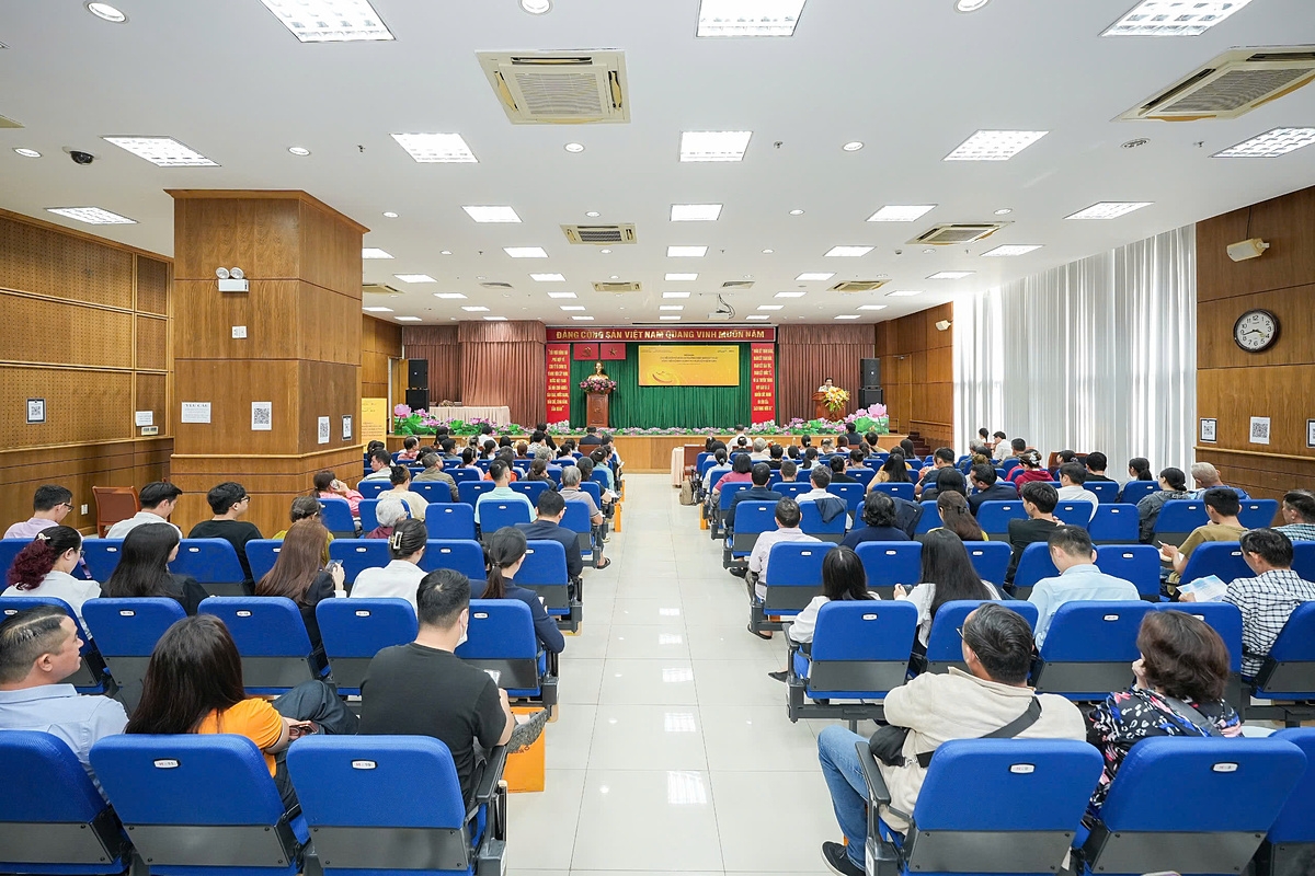 Hội nghị do LPBank phối hợp cùng Công ty Cổ phần MISA, Thuế cơ sở 1 thành phố Hồ Chí Minh và UBND phường Bến Thành tổ chức.