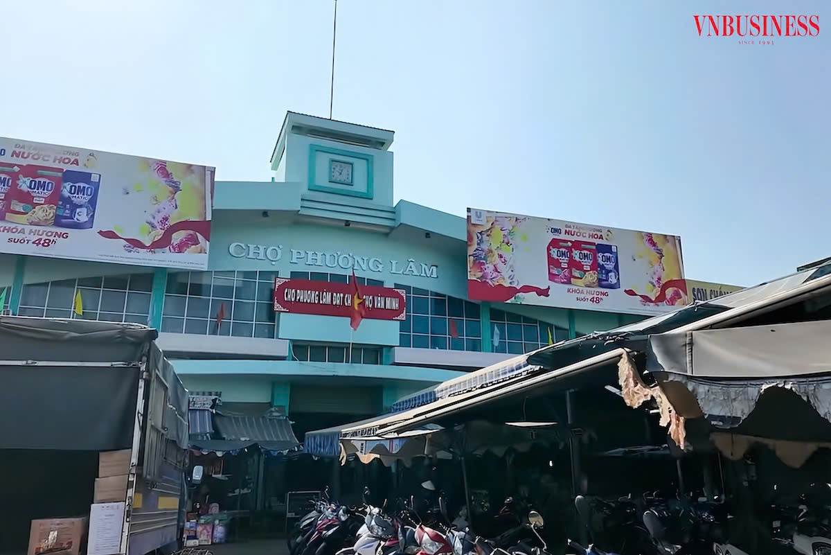 HTX đổi mới quản trị, xây dựng thương hiệu chợ Phương Lâm khang trang, sạch đẹp trong tiến trình nâng chất NTM.