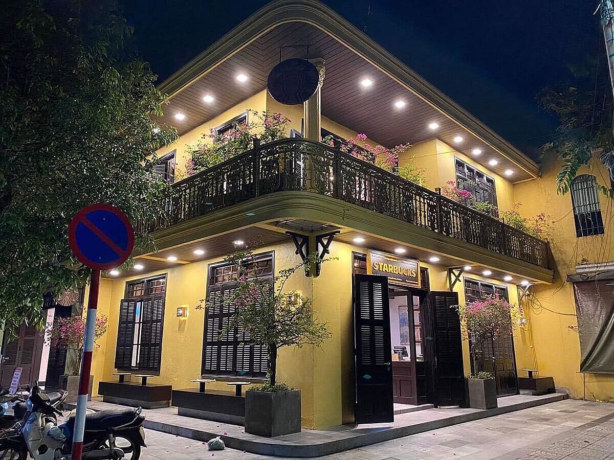 Không gian pha giữa hiện đại và cổ điển trở thành điểm chụp ảnh yêu thích.