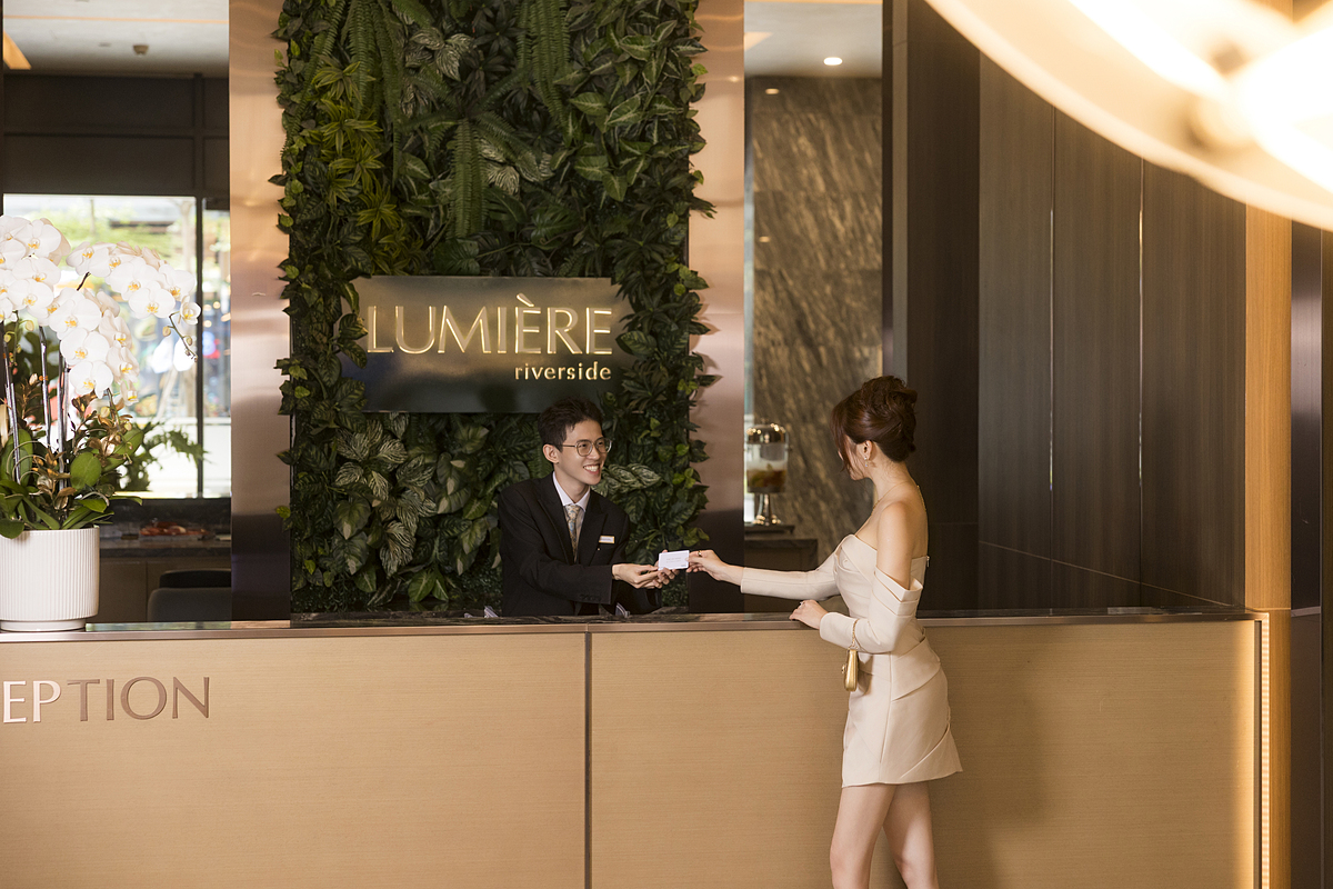 Lumière Riverside, một phiên bản “branded” thuộc dòng Lumière Series với dịch vụ tiền sảnh và hỗ trợ theo tiêu chuẩn khách sạn 5 sao, mang đến trải nghiệm sống tinh tế khác biệt.