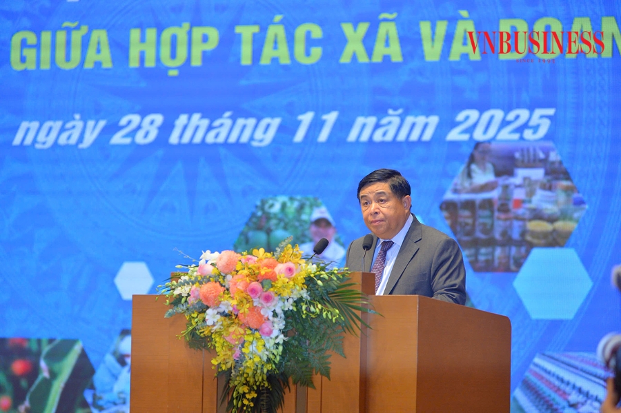 Phó Thủ tướng Nguyễn Chí Dũng, Trưởng Ban Chỉ đạo quốc gia về kinh tế tập thể phát biểu tại diễn đàn.