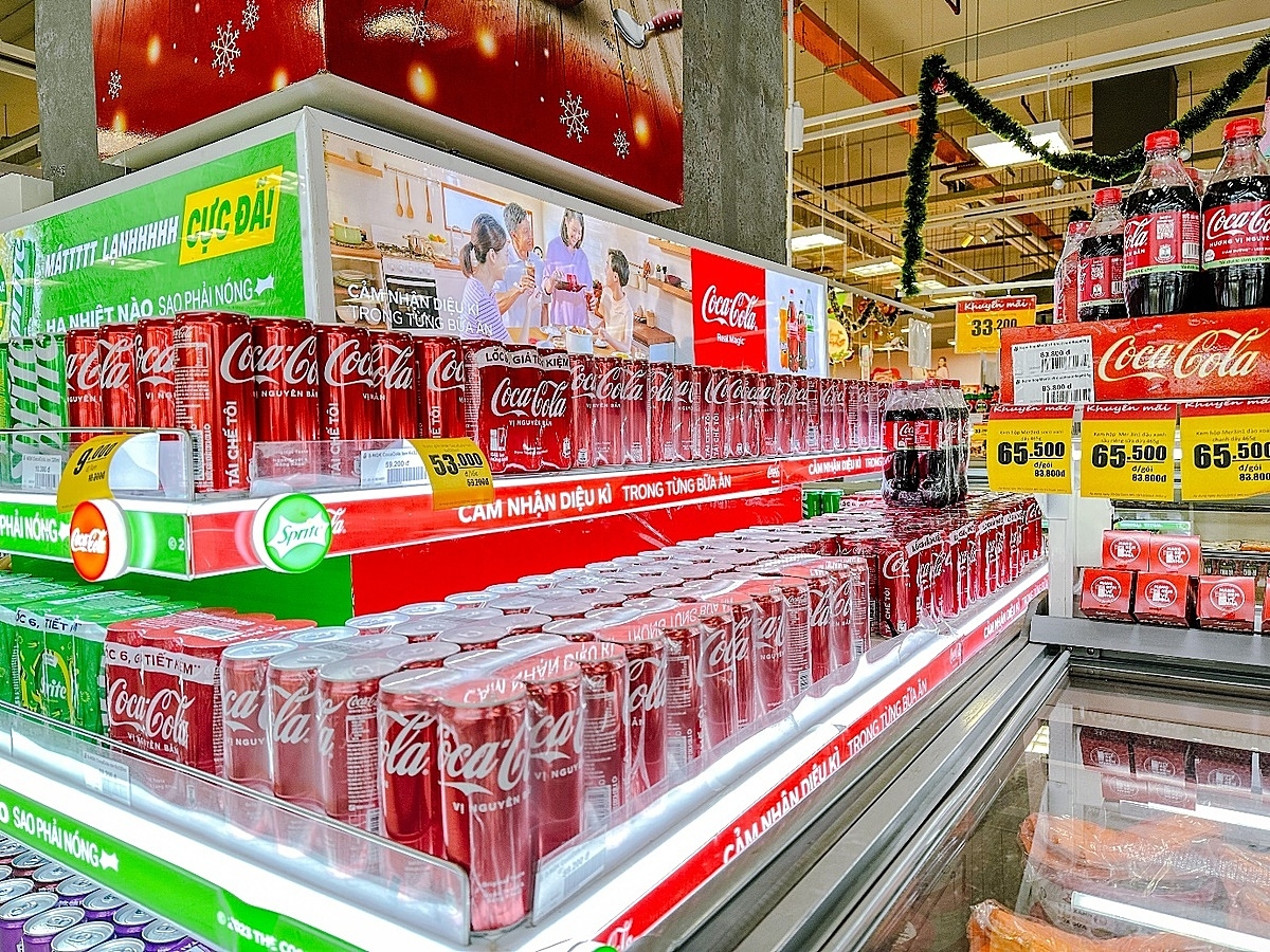 Mặc dù vướng vào tranh chấp pháp lý về thuế, Coca-Cola vẫn khẳng định cam kết đầu tư lâu dài và phát triển bền vững tại Việt Nam.
