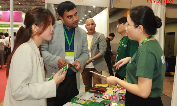 Hướng đi ‘sòng phẳng’ cho các nhà sản xuất nhỏ trên sân chơi toàn cầu