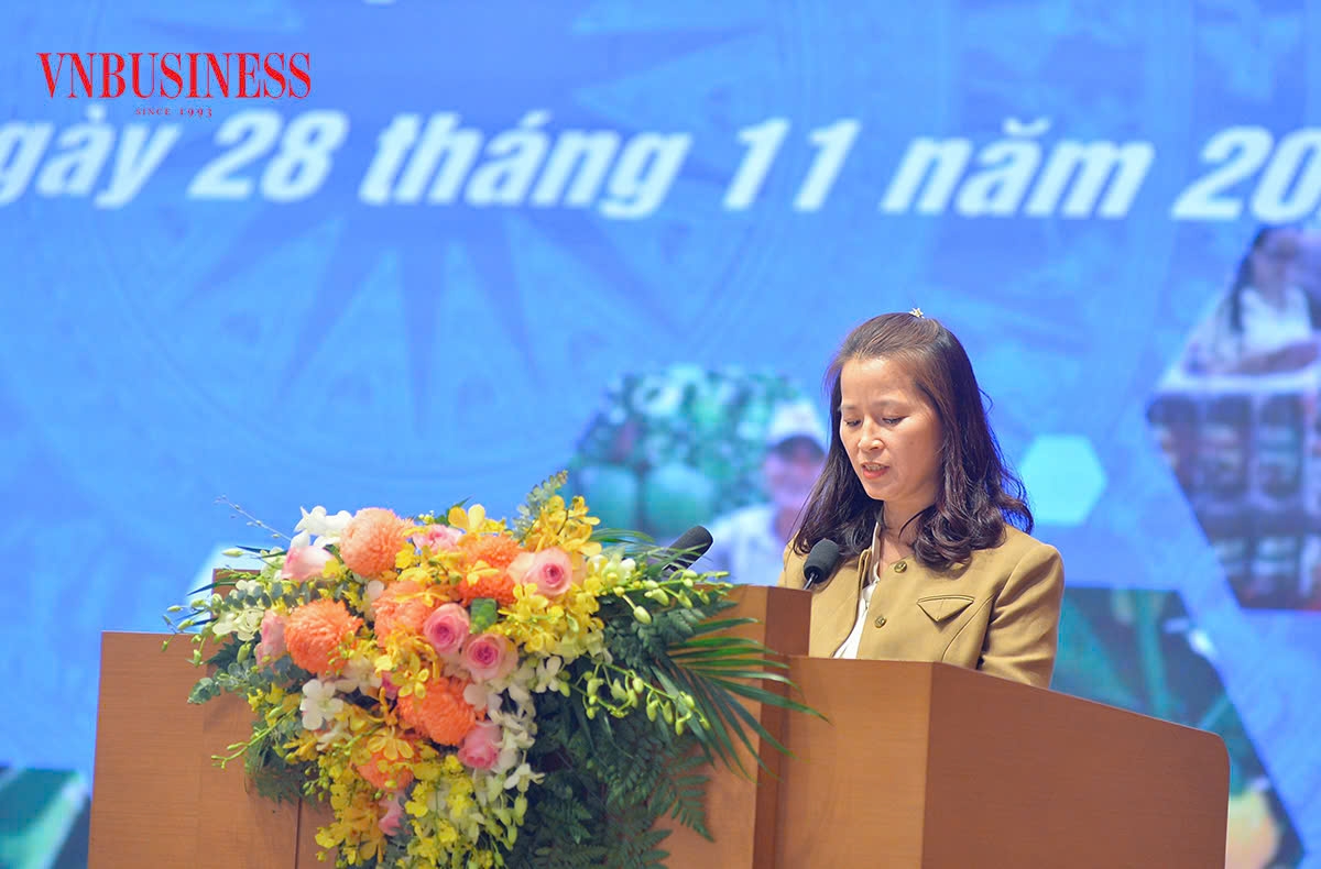 Đại diện HTX nông nghiệp Thanh Hà nêu kiến nghị tại Diễn đàn Kinh tế hợp tác, HTX năm 2025.