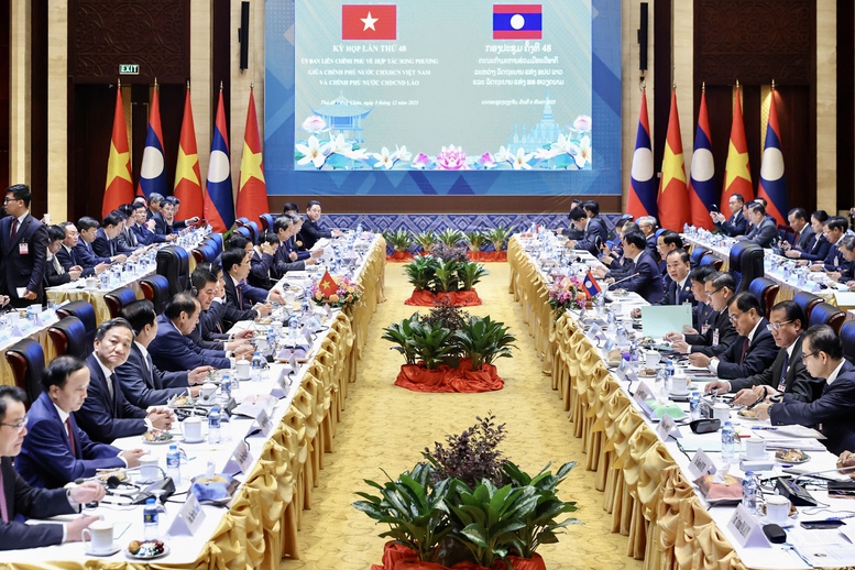 Kỳ họp lần thứ 48 Uỷ ban Liên Chính phủ về hợp tác song phương Việt Nam – Lào. Ảnh: VGP.