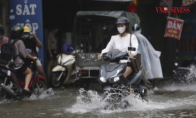 Nhiều giải pháp đồng bộ, dài hạn được Hà Nội ban hành để giải quyết bài toán ngập úng.