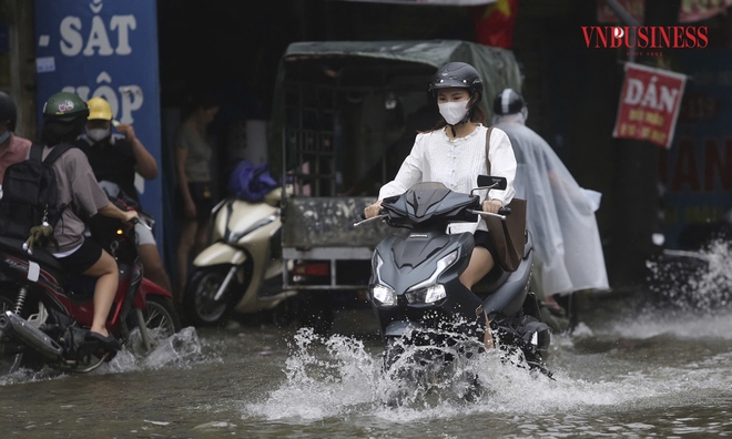 Nhiều giải pháp đồng bộ, dài hạn được Hà Nội ban hành để giải quyết bài toán ngập úng.