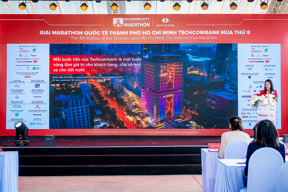 Lễ khai mạc giải chạy.