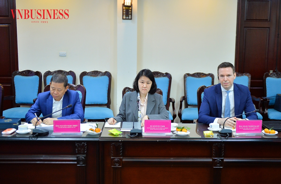 Bà Sinwon Park, Giám đốc Văn phòng ILO tại Việt Nam cho biết, sẵn sàng hỗ trợ để VCA mở rộng độ bao phủ bảo hiểm xã hội cho thành viên và người lao động HTX một mục tiêu quan trọng để đảm bảo việc làm bền vững, giảm tính dễ tổn thương trong bối cảnh kinh tế hiện nay.