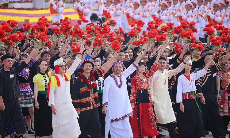 Thế nước và lòng dân trong giai đoạn phát triển mới của đất nước: Phần ba - Lòng dân, nguồn lực chiến lược quyết định thành công của đất nước