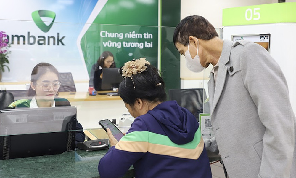 Các ngân hàng đẩy mạnh bơm vốn ra thị trường bằng nhiều gói tín dụng ưu đãi.