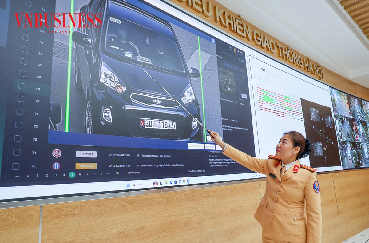 Các camera AI hỗ trợ phát hiện tối đa 28 hành vi vi phạm trật tự, an toàn giao thông như: vượt đèn đỏ; không đội mũ bảo hiểm khi điều khiển xe máy, không thắt dây an toàn khi điều khiển ô tô, sử dụng điện thoại khi điều khiển phương tiện...