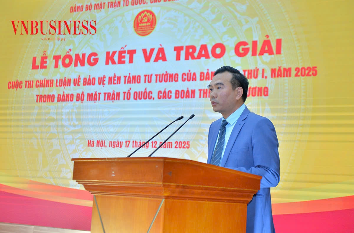 Ông Nguyễn Minh Chung,Trưởng Ban Tuyên giáo và Dân vận Đảng ủy, Phó trưởng Ban chỉ đạo 35, Phó trưởng Ban Tổ chức cuộc thi báo cáo tóm tắt kết quả tổ chức cuộc thi.