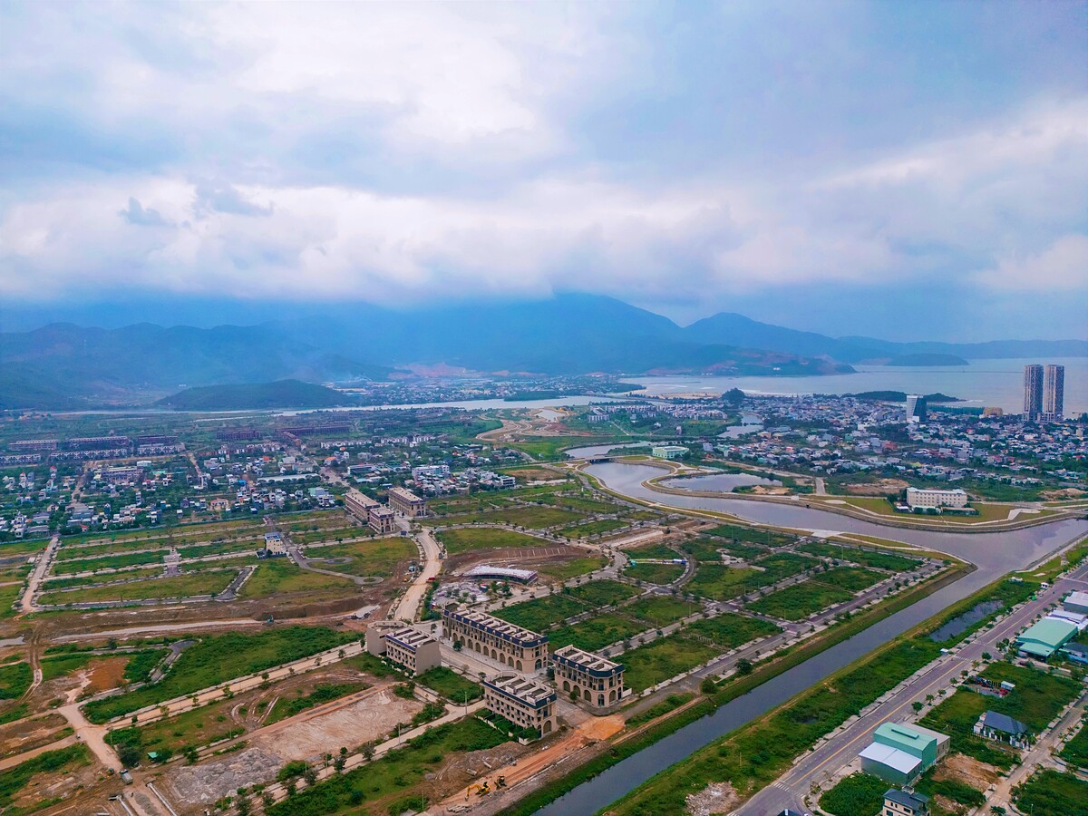 Gỡ vướng pháp lý Dragon City Park, SDN & Regal Group hoàn tất sổ đỏ bàn giao khách hàng