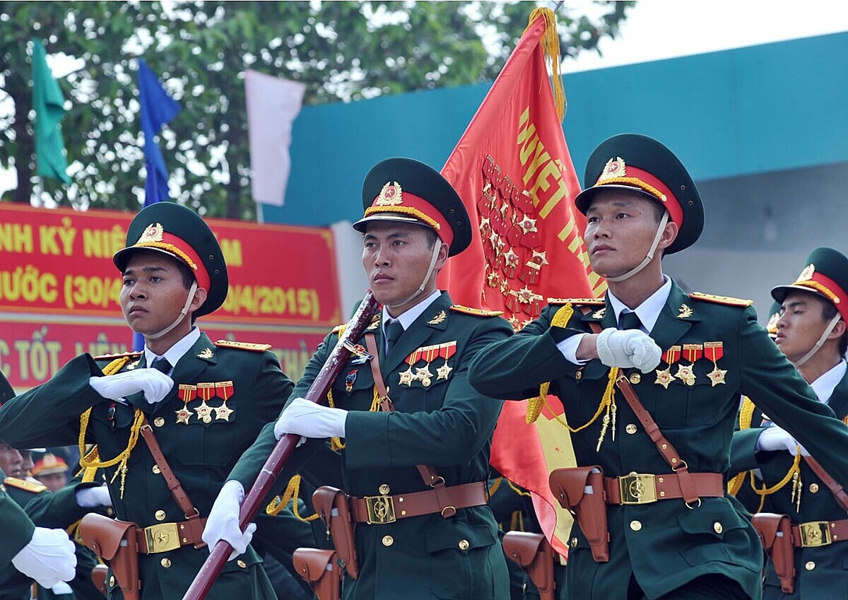 Đảng, Nhà nước và nhân dân ta luôn tin tưởng Quân đội ta tiếp tục phát huy phẩm chất tốt đẹp, xây dựng Quân đội nhân dân cách mạng, chính quy, tinh nhuệ, hiện đại.