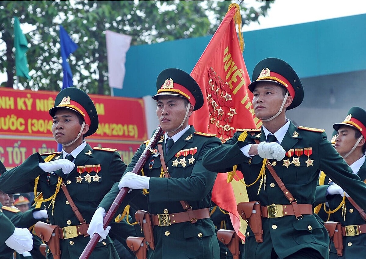 Đảng, Nhà nước và nhân dân ta luôn tin tưởng Quân đội ta tiếp tục phát huy phẩm chất tốt đẹp, xây dựng Quân đội nhân dân cách mạng, chính quy, tinh nhuệ, hiện đại.