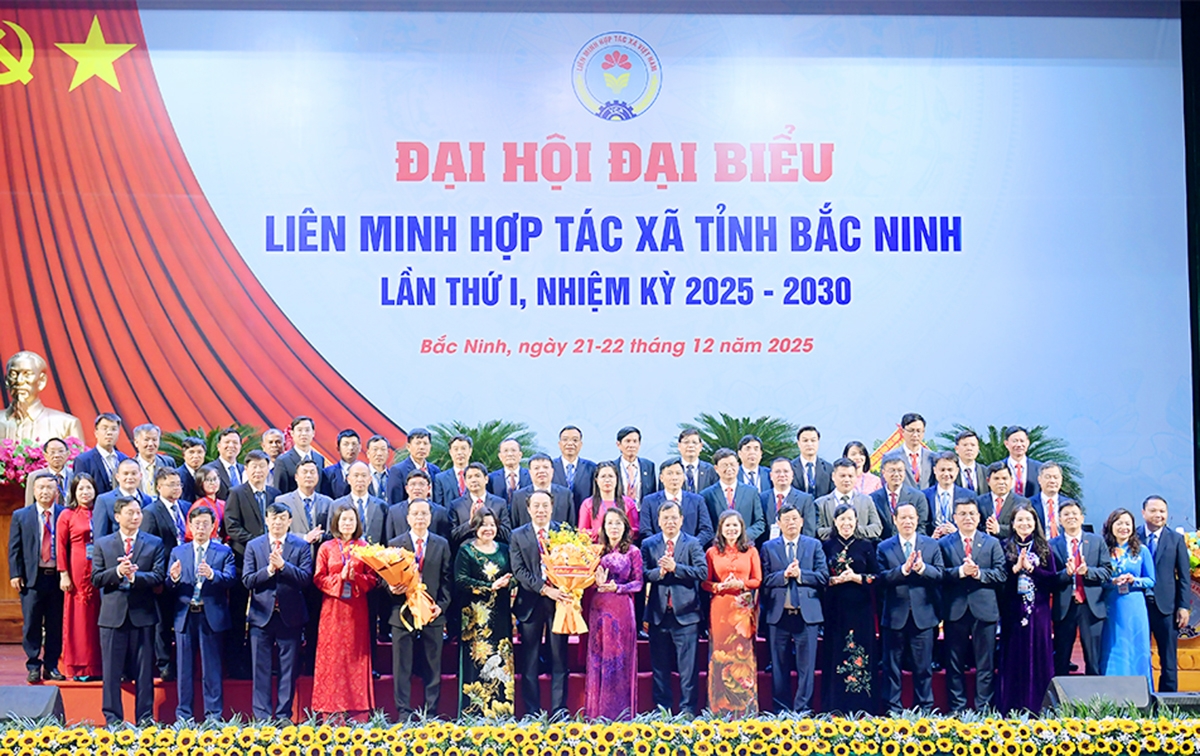 Ban Chấp hành Liên minh Hợp tác xã tỉnh Bắc Ninh lần thứ I ra mắt Đại hội.