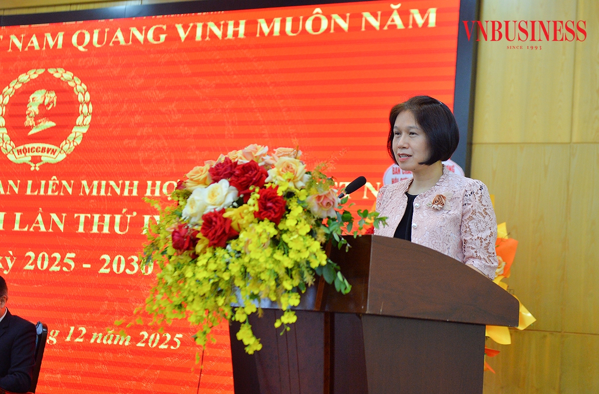 Phó Bí thư Thường trực Đảng ủy, Phó chủ tịch Liên minh HTX Việt Nam Nguyễn Thị Hoài Linh phát biểu chỉ đạo Đại hội.