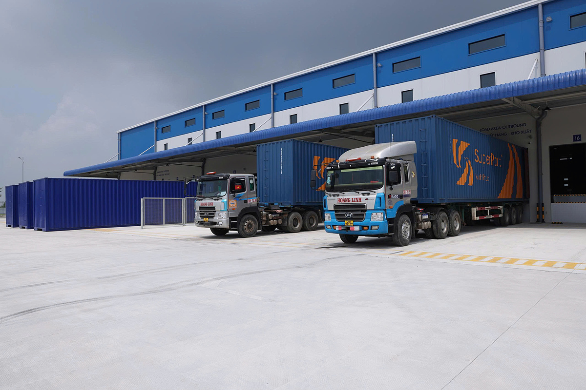 Trong lĩnh vực logistics, T&T Group cũng khẳng định vị thế với dự án siêu cảng Vietnam SuperPortTM.