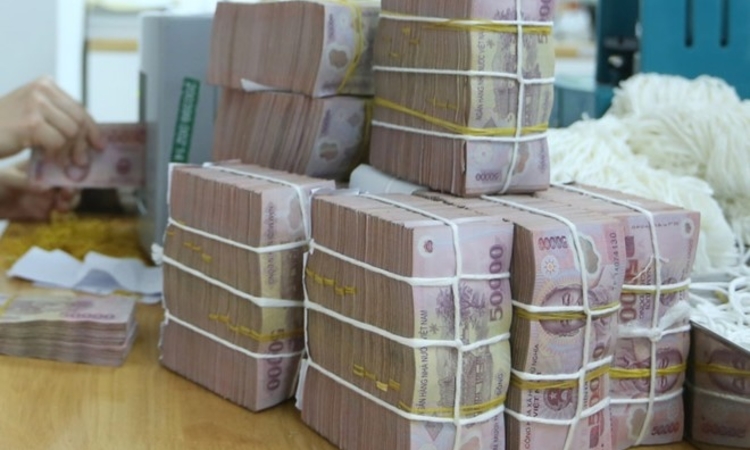 Cảnh báo tín dụng/GDP có thể lên tới 185%