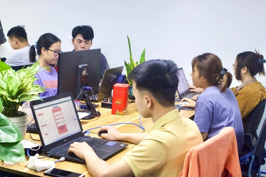 Khảo sát trên hơn 3.000 sinh viên cho thấy 80,5% đánh giá thương mại điện tử là lĩnh vực có nhiều cơ hội việc làm trong 3 năm tới.