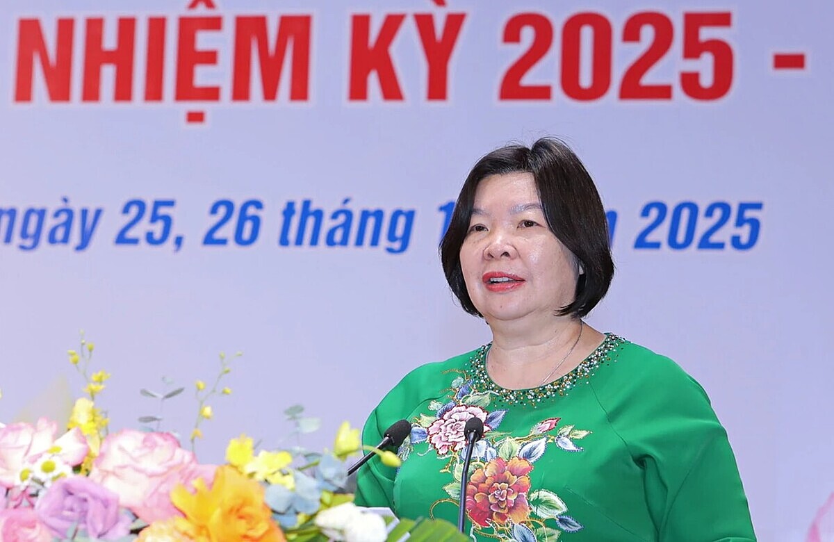 Chủ tịch Liên minh HTX Việt Nam Cao Xuân Thu Vân phát biểu tại Đại hội.