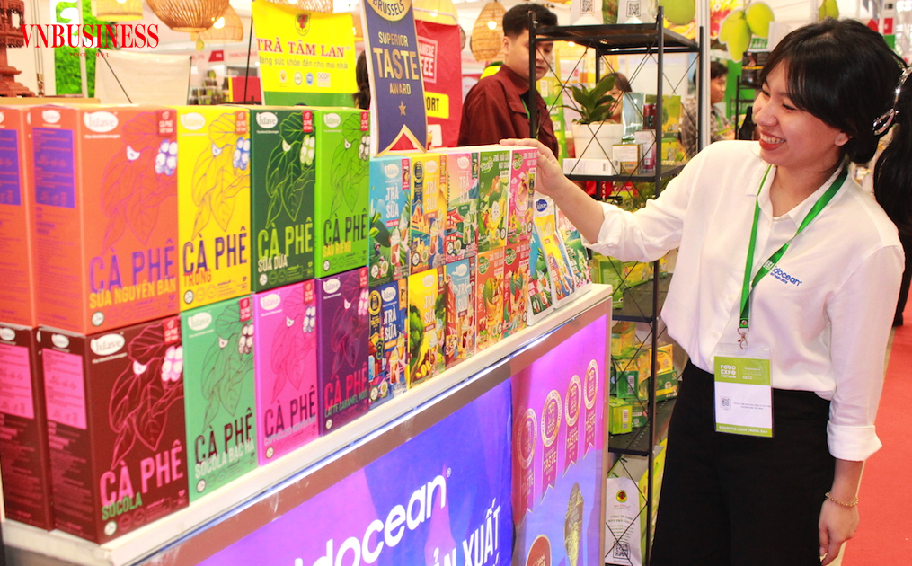 Ngành hàng cà phê Việt vượt mốc kỷ lục XK trên 8 tỷ USD trong năm 2025 và được dự báo sẽ tiếp tục có khả năng lập đỉnh mới vào năm 2026 từ giá tăng cao, giá trị chế biến ngày càng nâng lên.