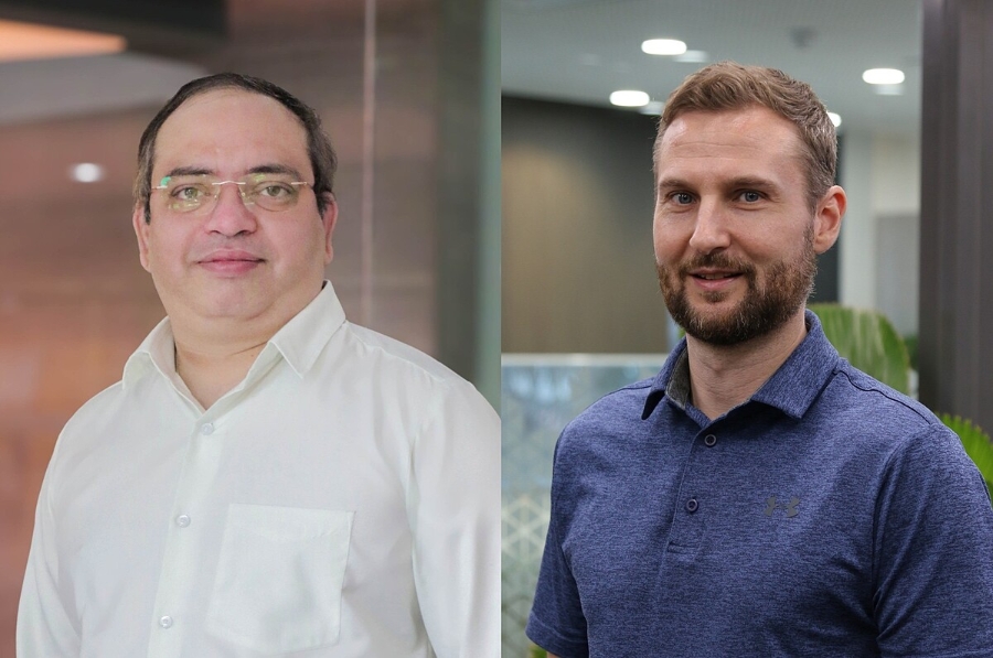 TS Sreenivas Tirumala và TS Jeff Nijsse.