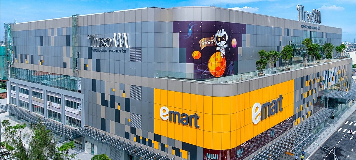THISO quản lý chuỗi Emart tại Việt Nam sau khi mua lại 100% vốn và quyền nhượng quyền độc quyền từ Emart Inc. vào cuối năm 2021.