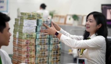 Lợi nhuận ngân hàng bứt tốc, động lực từ tín dụng và chất lượng tài sản