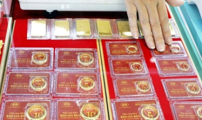 Người mua vàng nhẫn thua lỗ nặng sau một tuần giao dịch.