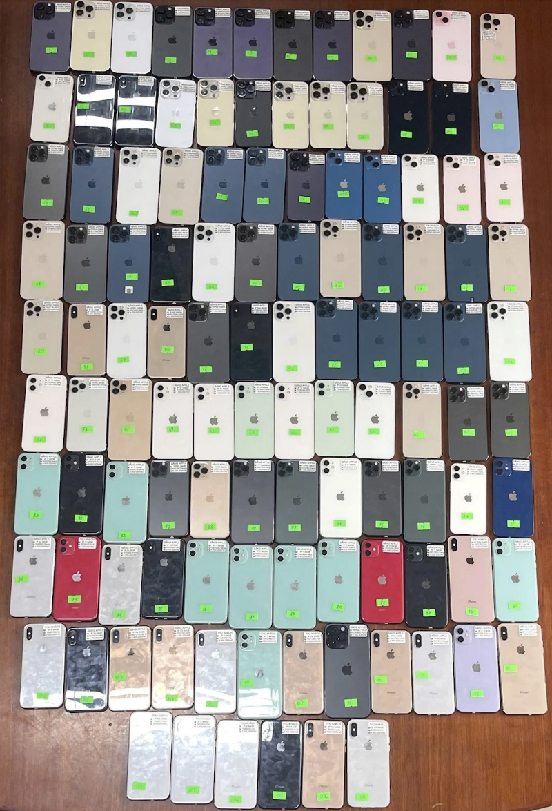 Hải quan rao bán hơn 2.500 iPhone cũ bị tịch thu