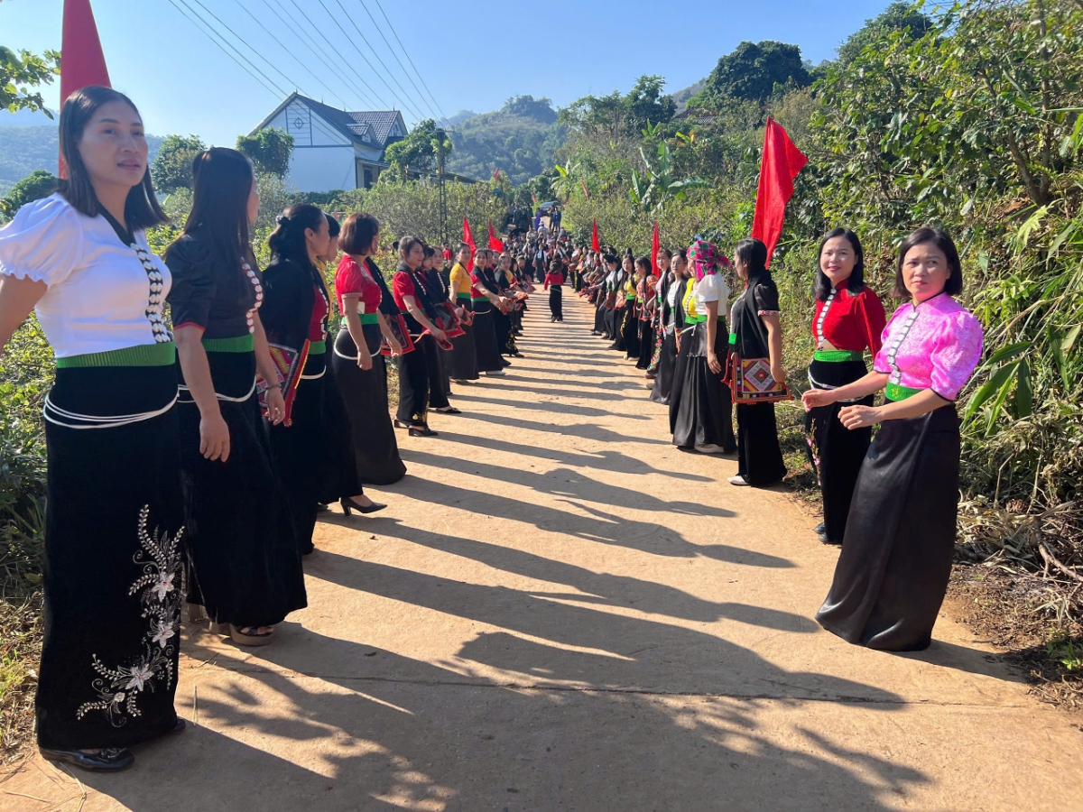 Cà phê đặc sản Arabica giúp bản Tam Quỳnh (phường Chiềng An, tỉnh Sơn La) ngày một đổi mới.