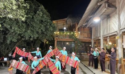 Hành trình ‘lặng lẽ đi, bền bỉ làm’ của một chàng trai Mường