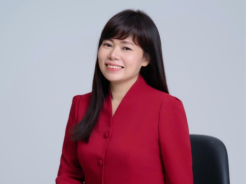 Bà Trần Thị Thu Trang, Chủ tịch HĐQT, Tổng Giám đốc Công ty Cổ phần Công nghệ Thế hệ mới (Hanel PT), Chủ tịch Hiệp hội Sản xuất Công nghiệp Bắc Ninh.